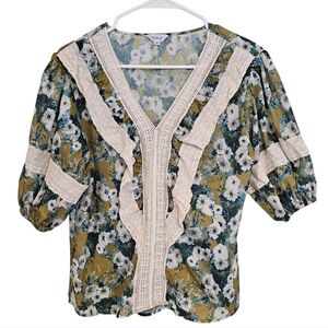 Ete Belle Lace Floral Cottagecore Lightweight Blouse V-Neck